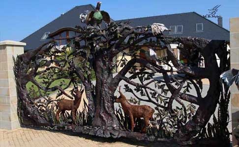 rzeźby z metalu - bramy kute