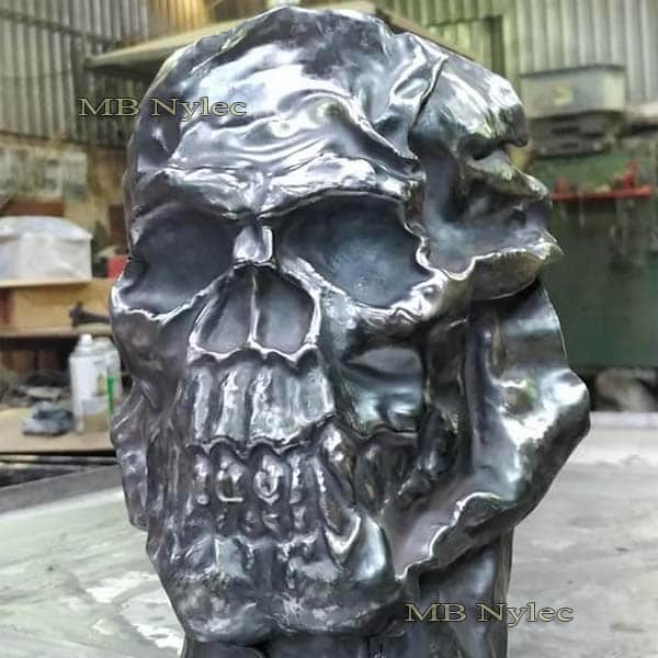 płaskorzeźba z metalu - czaszka na ścianę ze stali - metaloplastyka - nr kat.Z68