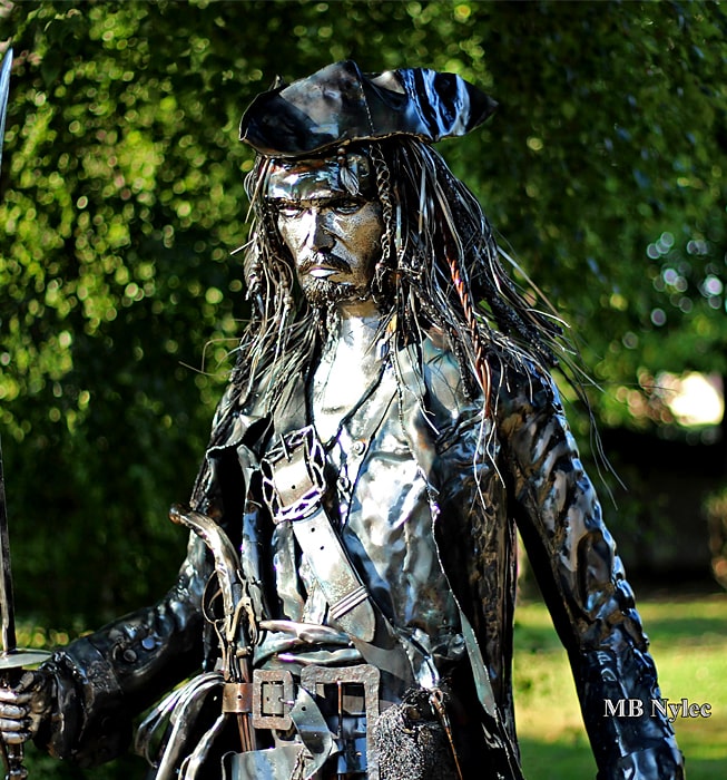 rzeźby z metalu - pirat  Jack Sparrow- 220cm - figura ze stali 